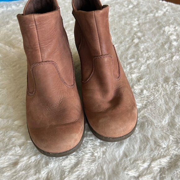 Keen Akita Brown Suede Leather Ankle Booties Wedge Heel Boots Size 6 - Picture 6 of 7